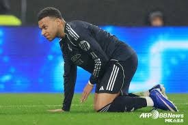 英媒：拜仁有意费耶诺德右后卫里德，但将面临英超俱乐部竞争