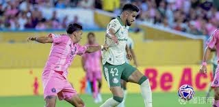 奥尔莫：亚马尔一直渴望入选国家队，他已习惯成为舆论的焦点